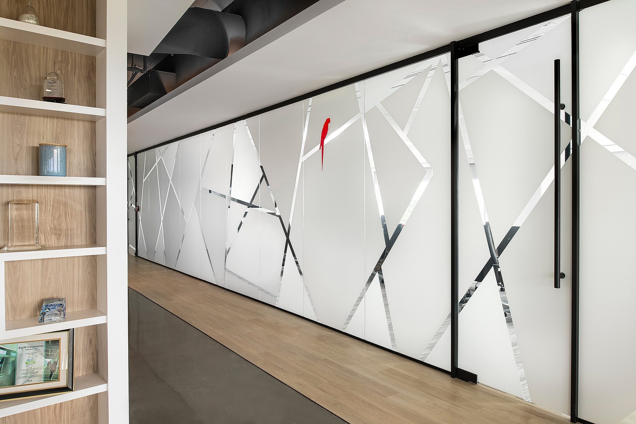 ALUR Glass with design